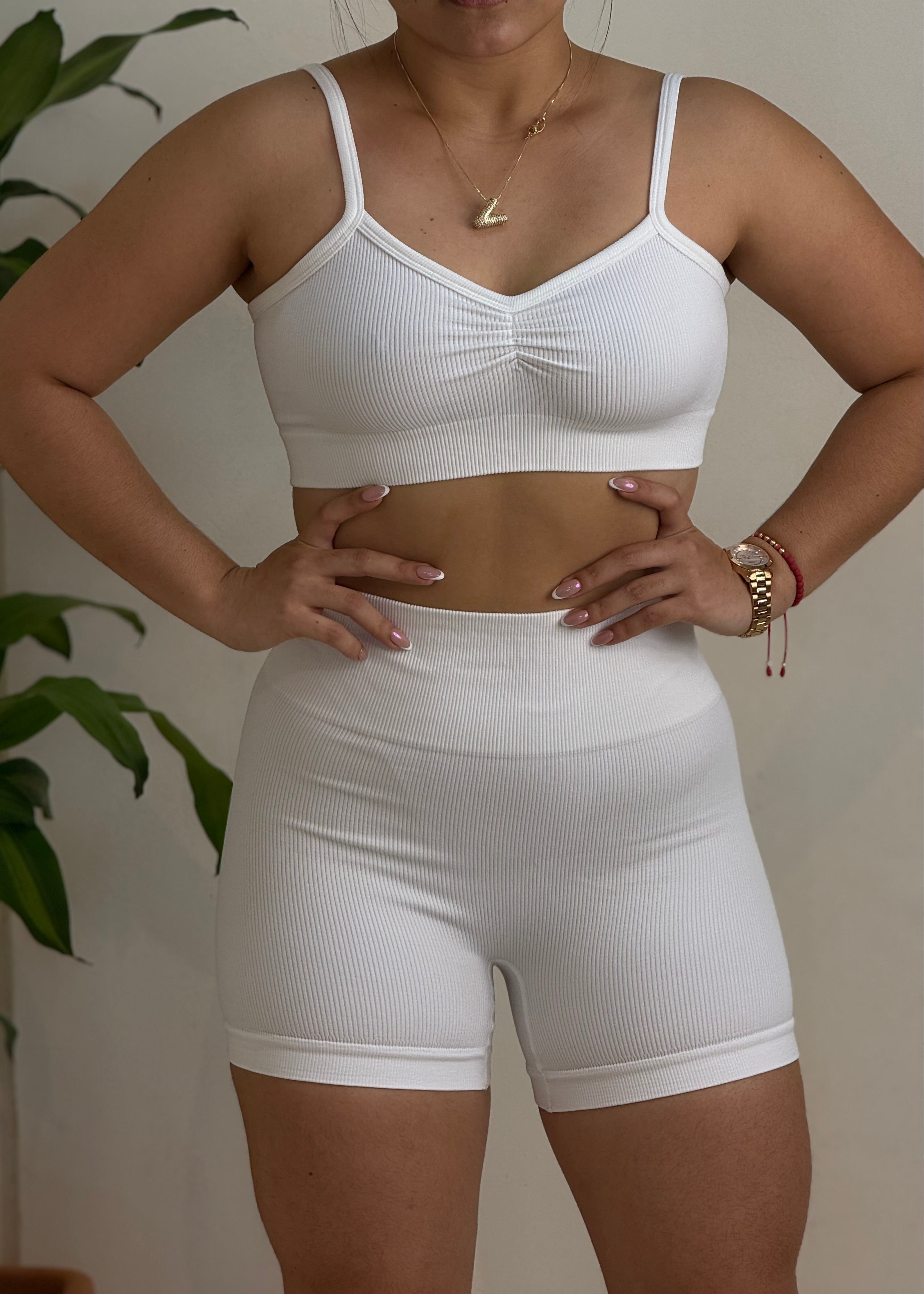 Set  top  y short